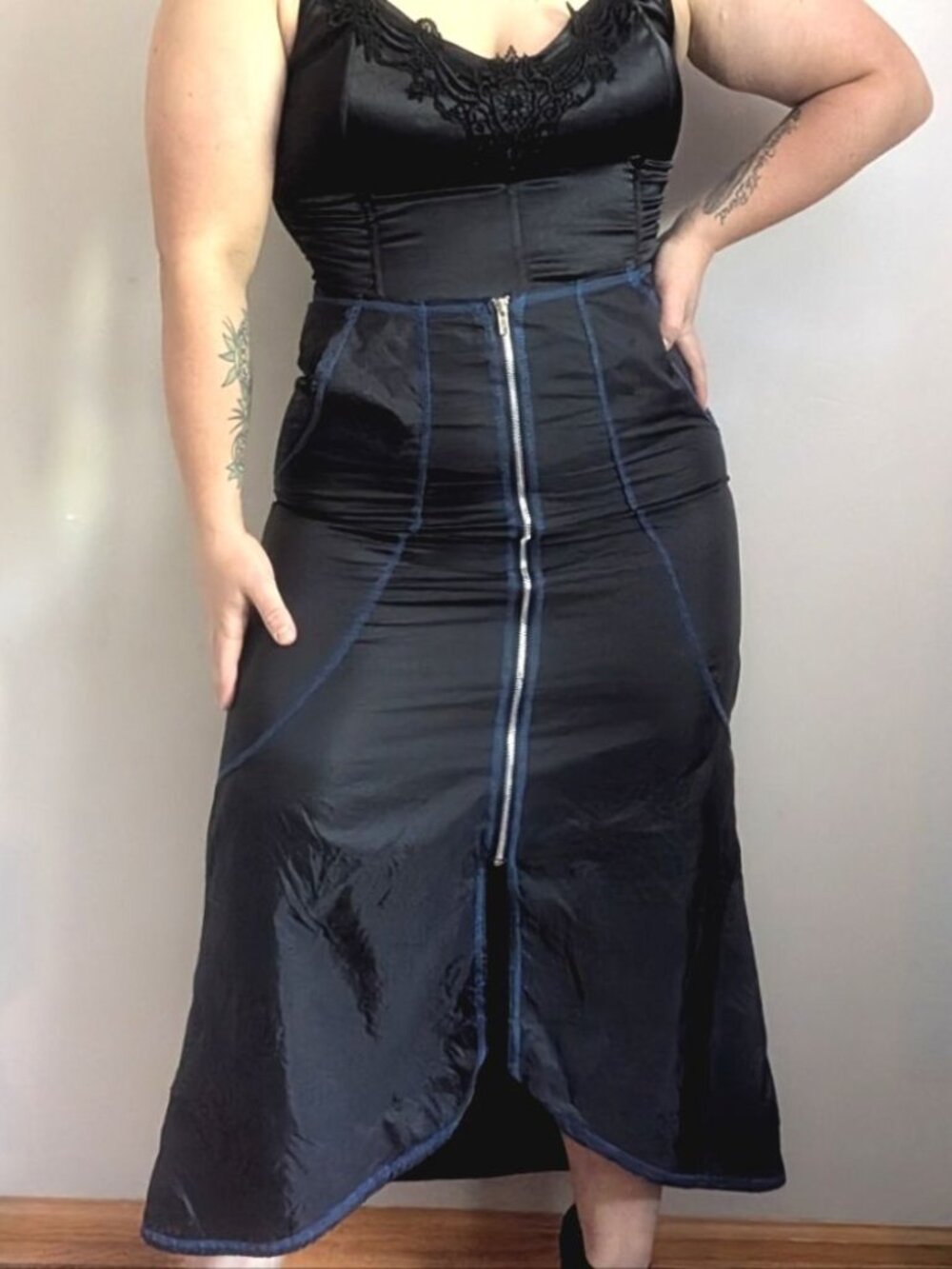1999 Morbid Threads 100% Nylon Black & Blue Zip Front Cybergoth Skirt Size XL